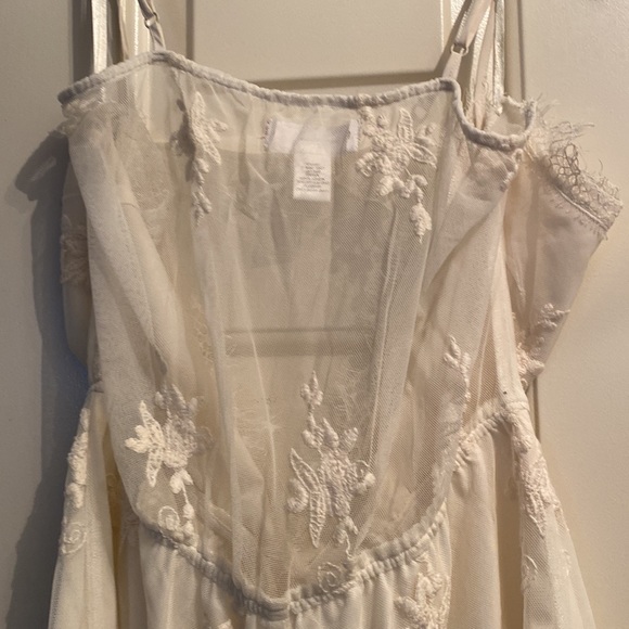 White Lace Band of Gypsies Romper - Picture 4 of 4
